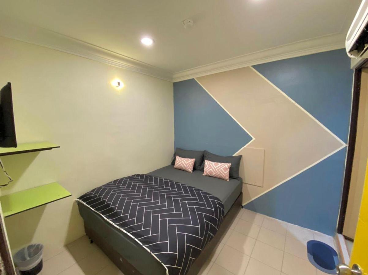 91 Taman Daya Hotel Johor Bahru
